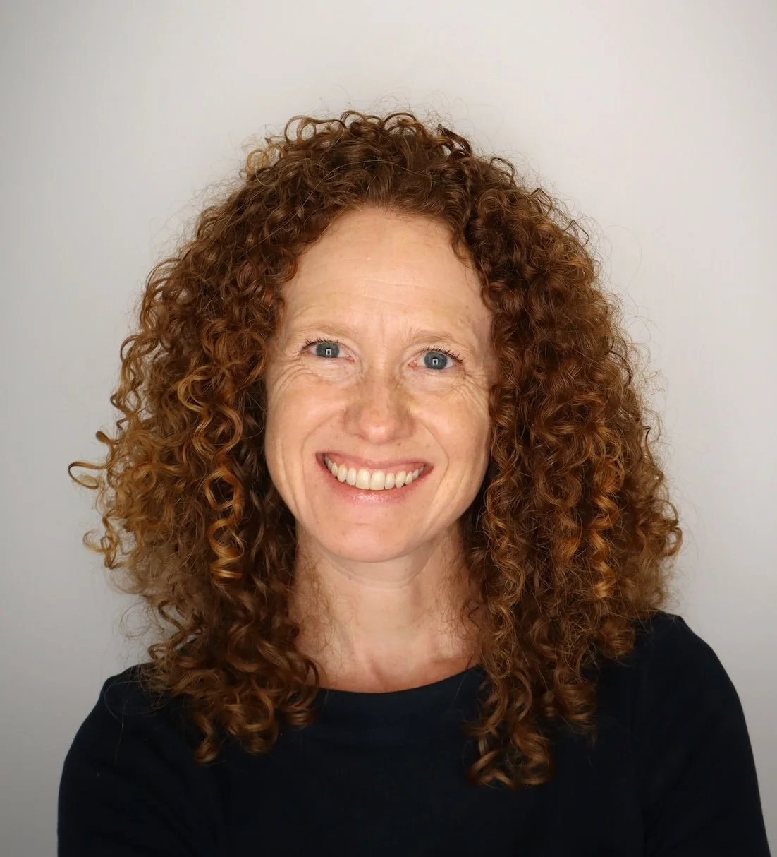 Whitney Fry headshot