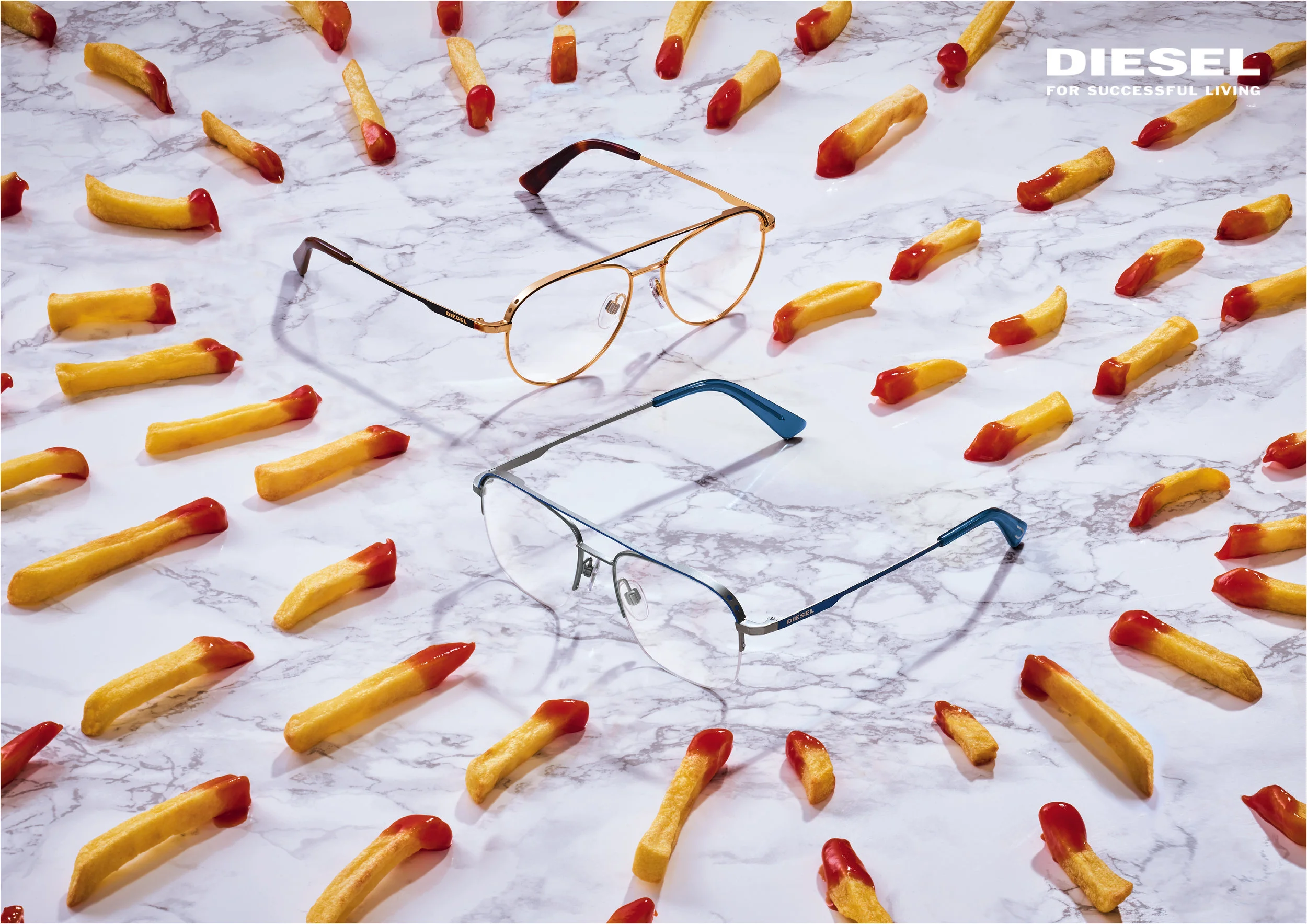 DIESEL-EYEWEAR-SS19-DOUBLE-PAGE-STILL-OPTICAL-ASIA.jpg