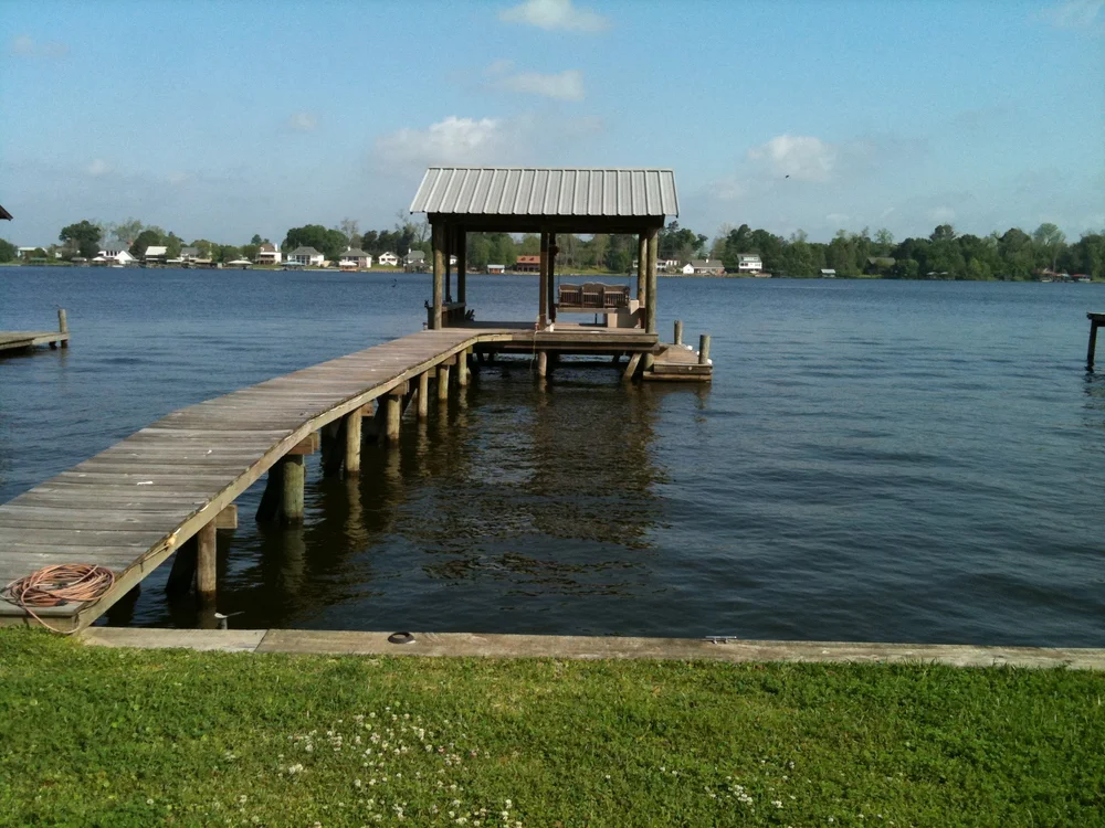 9945 Island Rd. — False River Camps