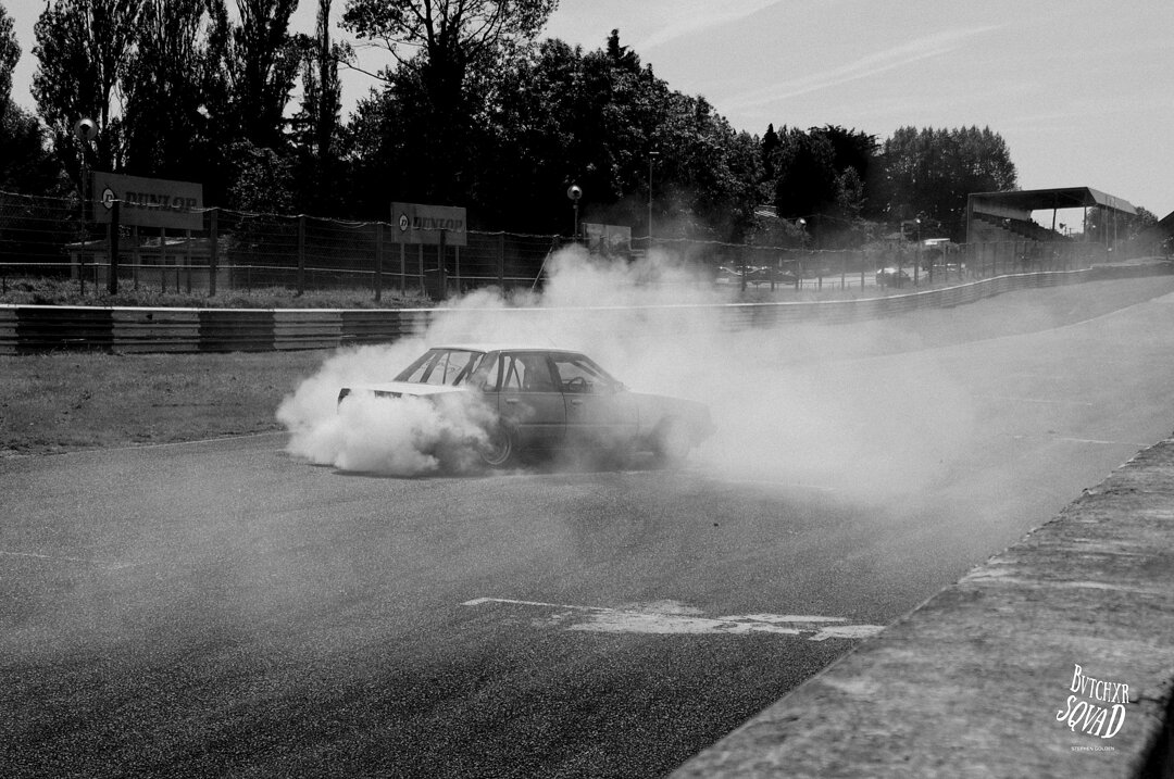 107/365

Bring back those summer days of drift events and looser regulations! 

#photoaday #photoadaychallenge #365 #Photography #grainisgood #grain #dontfearthegrain #blackandwhite #blackandwhitephotography #automotive #automotivephotography #drifti