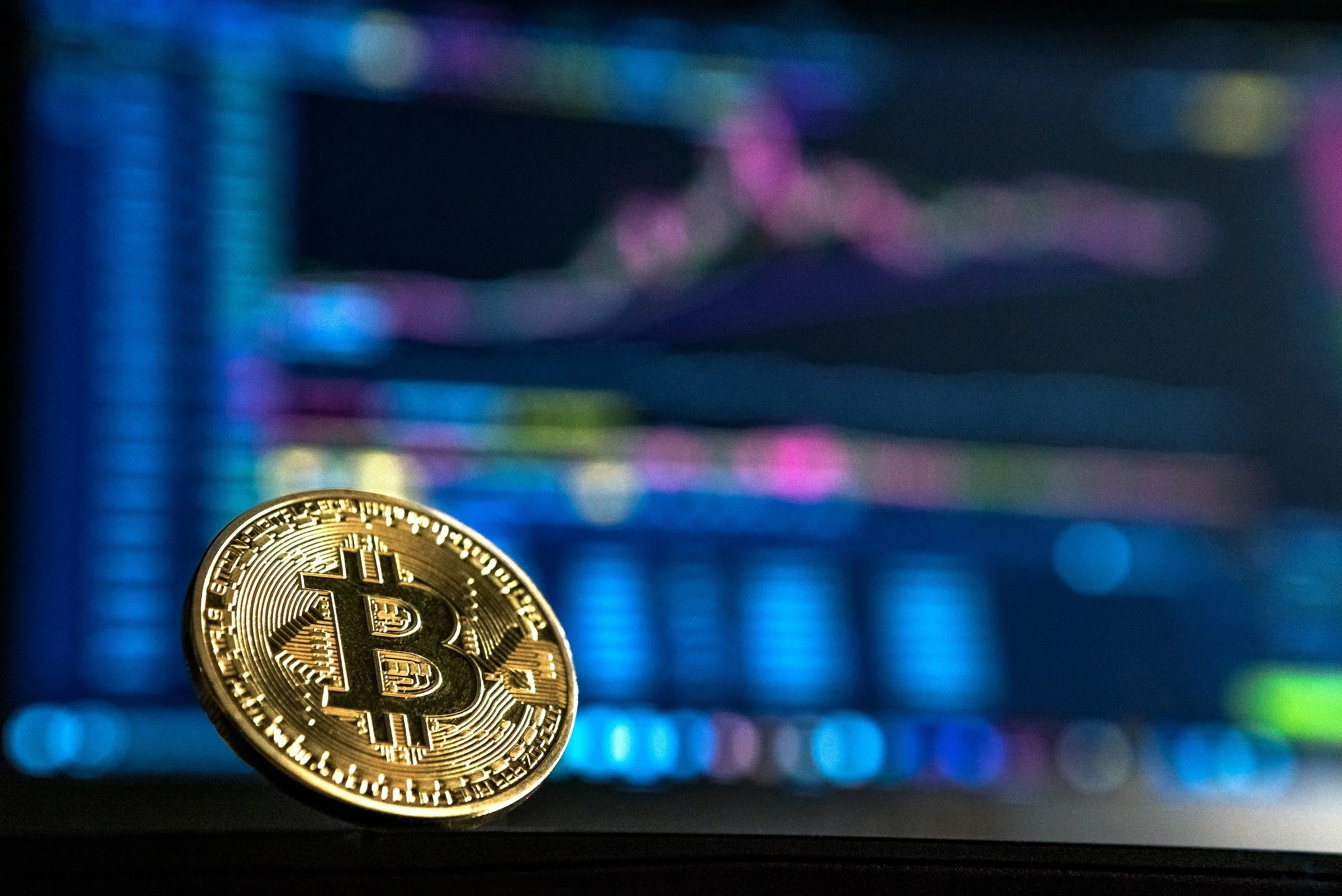 Arnaques Bitcoin – De l’inapplicabilité de la taxe sur les transactions financières en matière de cryptomonnaie