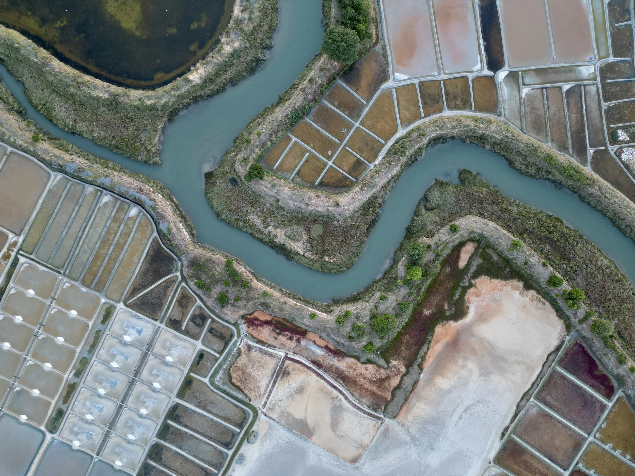 dji_fly_20250810_212500_368_1754854377423_photo.JPEG