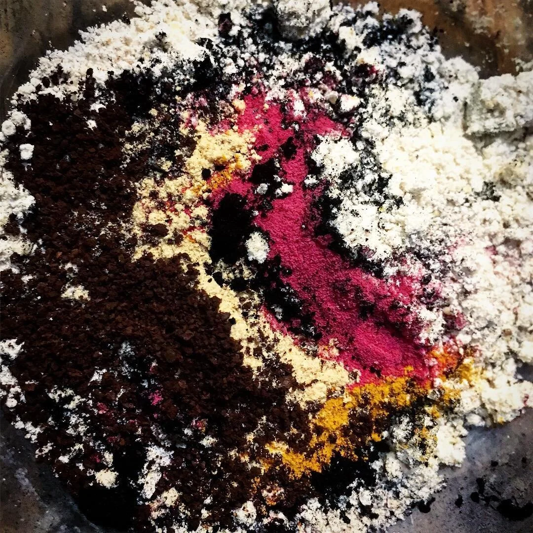 The makings of a face mask. I am loving our new pop up #buildyourownfacemaskbar at Paperish Mess! This face mask contains a Ground Oats base, Activated Charcoal, Rosehip, Turmeric, Sacha Inchi, Organic Ground Coffee and Maca botanical extracts. I thi