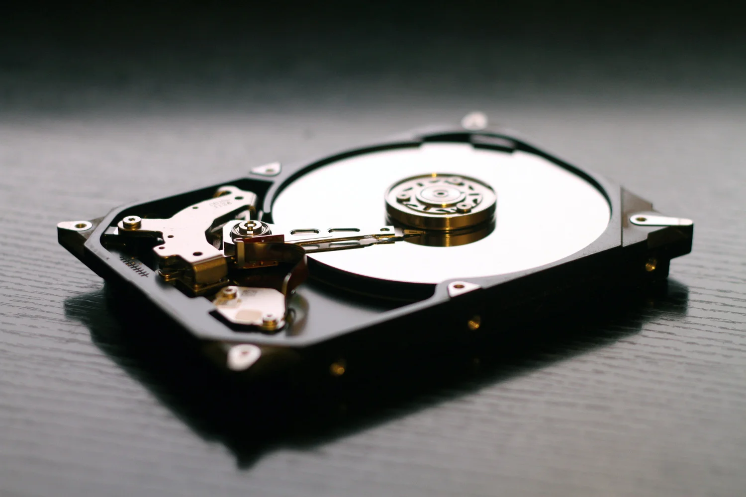 Data Backup and Data recovery