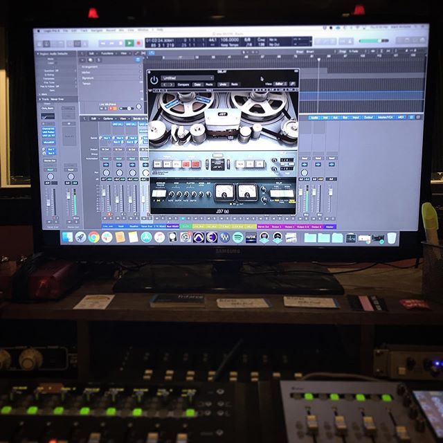 amping up this soul beat with tasty #delay #studio #rapsession