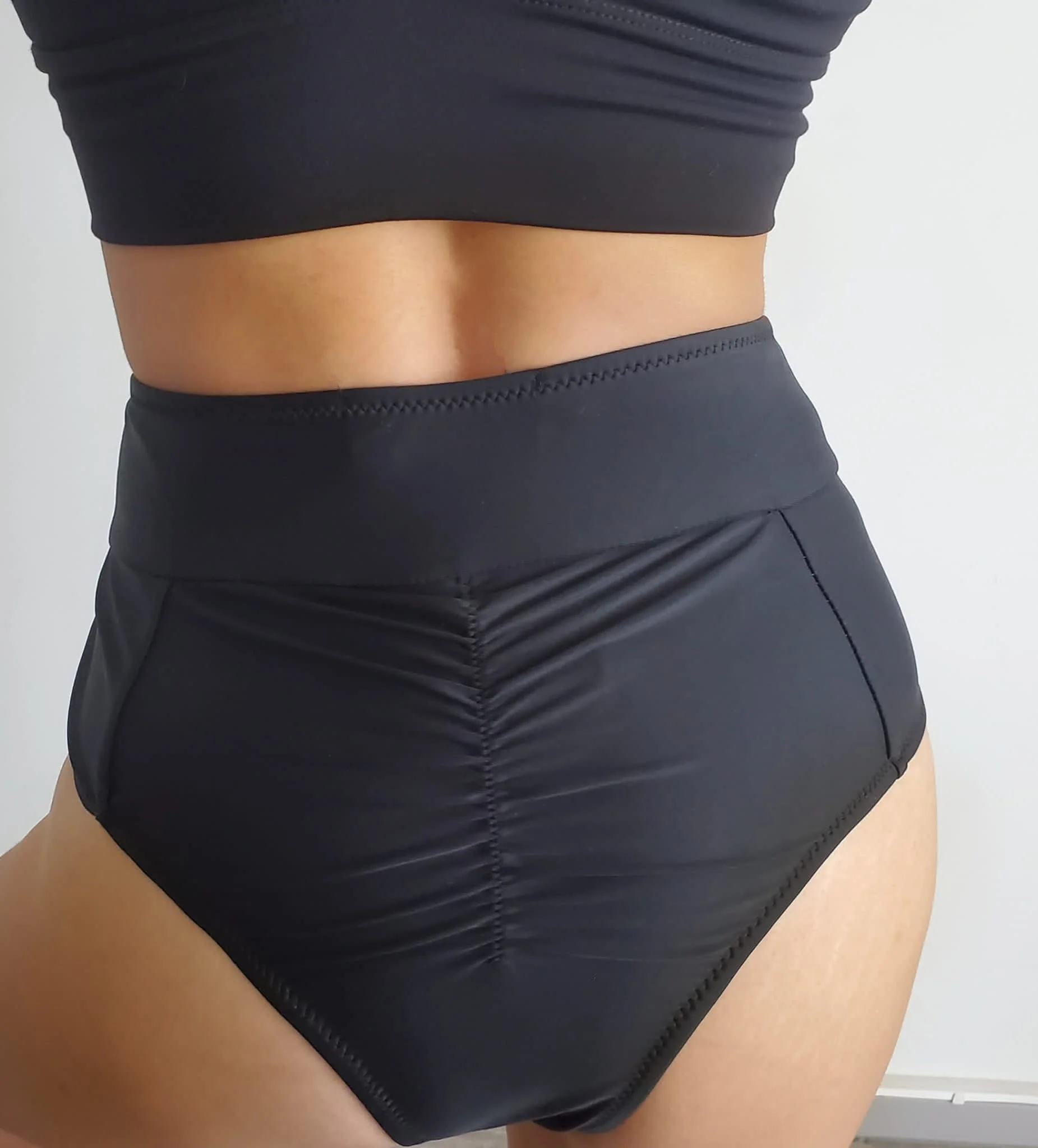 63DFE9F1-9A35-4904-B2E3-E08CBA882E9A