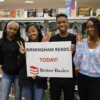 Bham+Reads+sign+Phillips+Academy+Students+IMG_5891.jpg