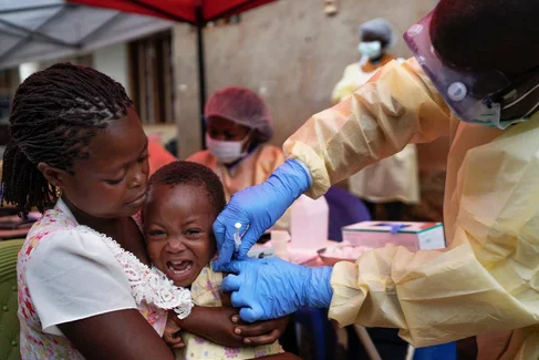 Health Experts Fight Ebola in Congo, and Each Other