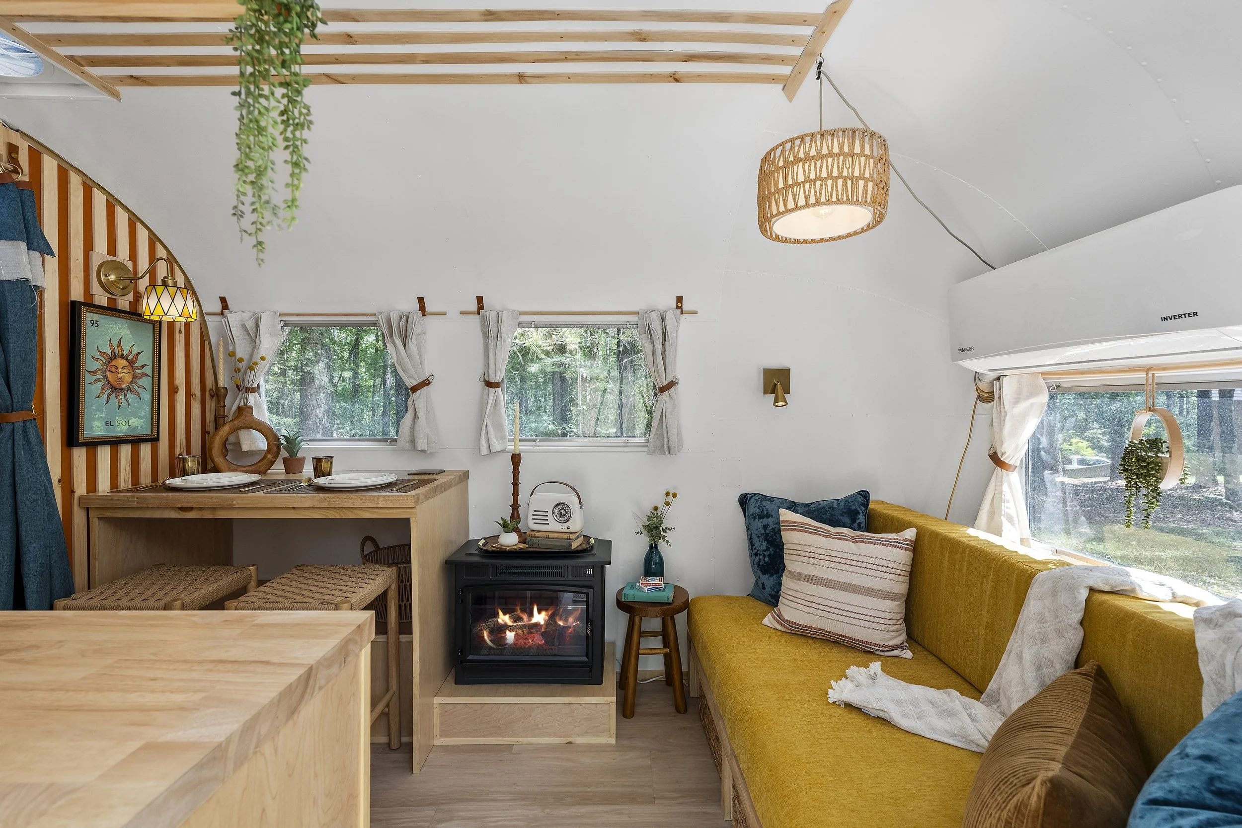 SolAirstream_000116.jpg