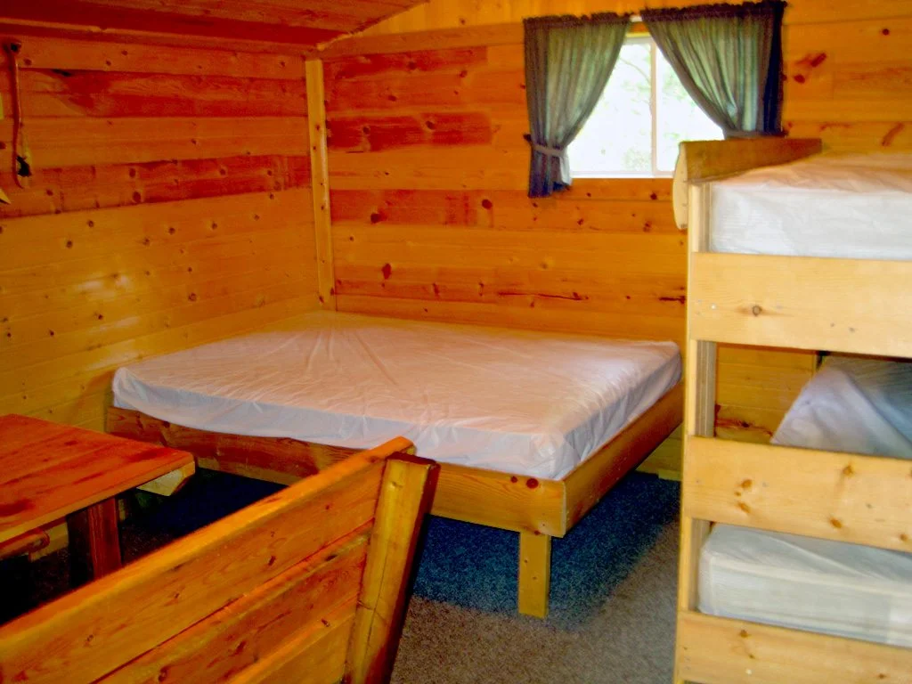 cabin_interior1.jpg