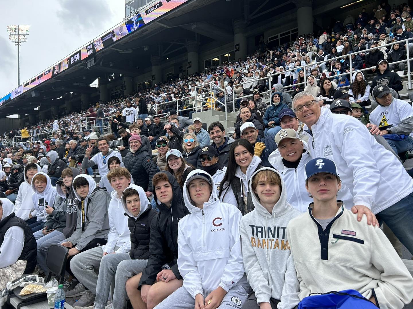 Boys 5A and 8A out in full force as #13 Army defeats Navy at West Point. Current 5A (and former 8A) Coach Marko Kostovic is a former captain and an Army legend.  We are so grateful to have him in our program teaching skills on and off the field! 🇺🇸