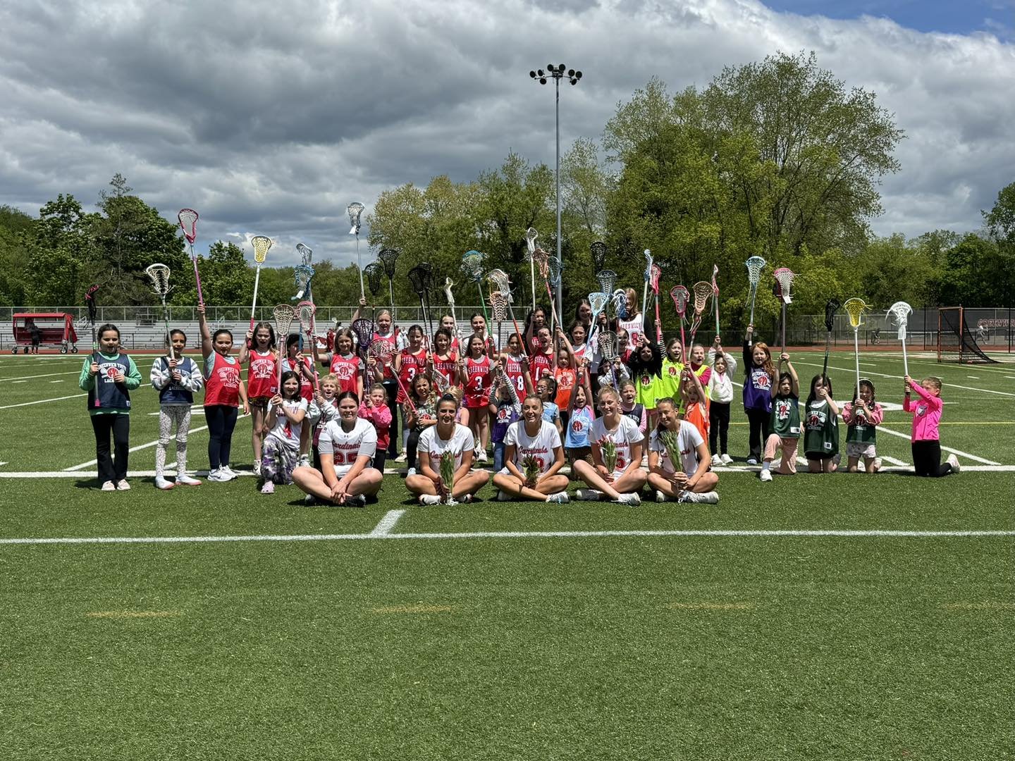 Congrats to all the GYL Alumni on a big Senior Day win as GHS defeats Litchfield this afternoon. We are proud of the GHS seniors who are role models and mentor our youngest players at Friday Night Clinics. Thank you to all the GYL players who came ou