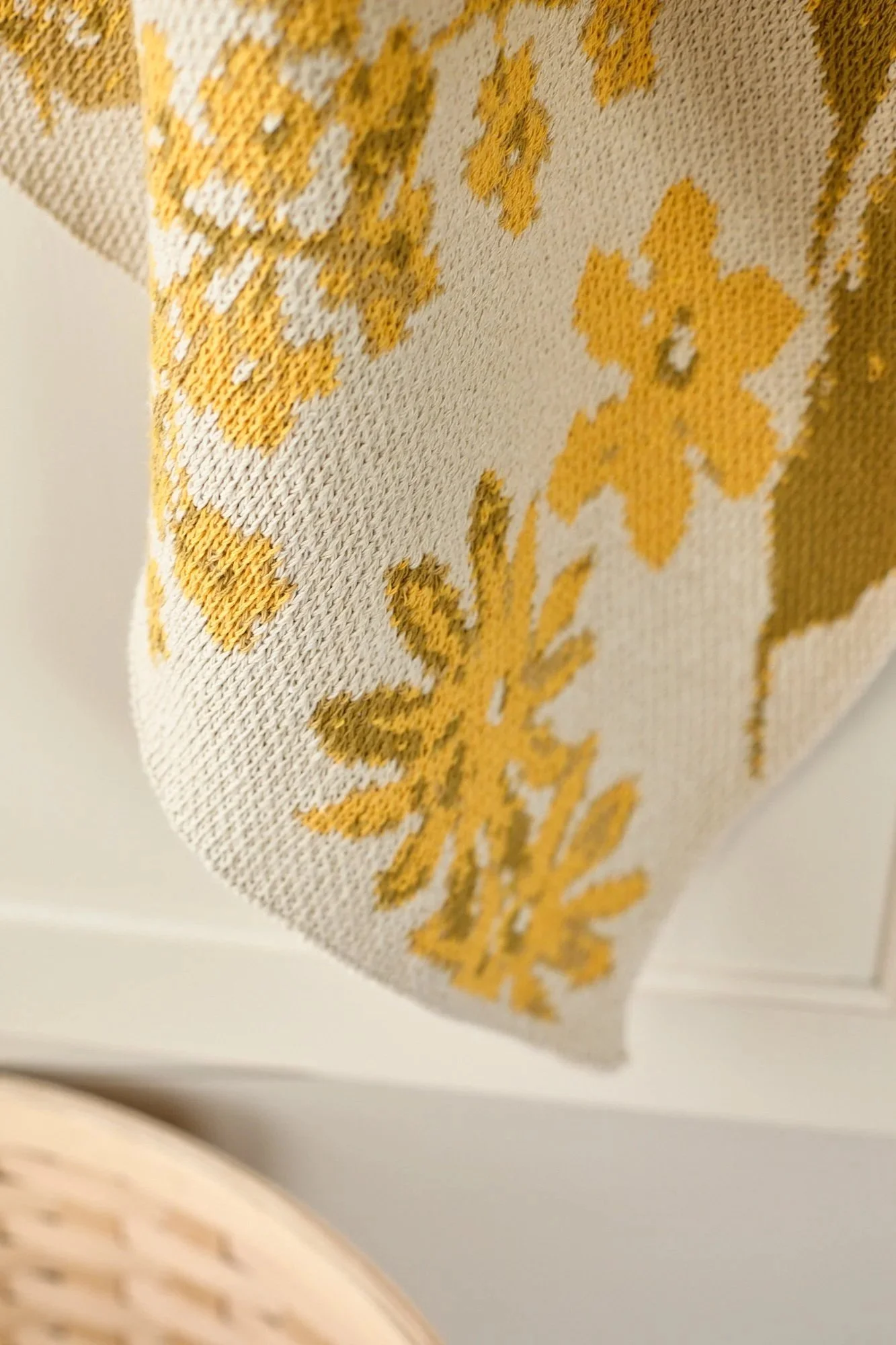 Hillery Sproatt Flower Field Gold 03.jpg