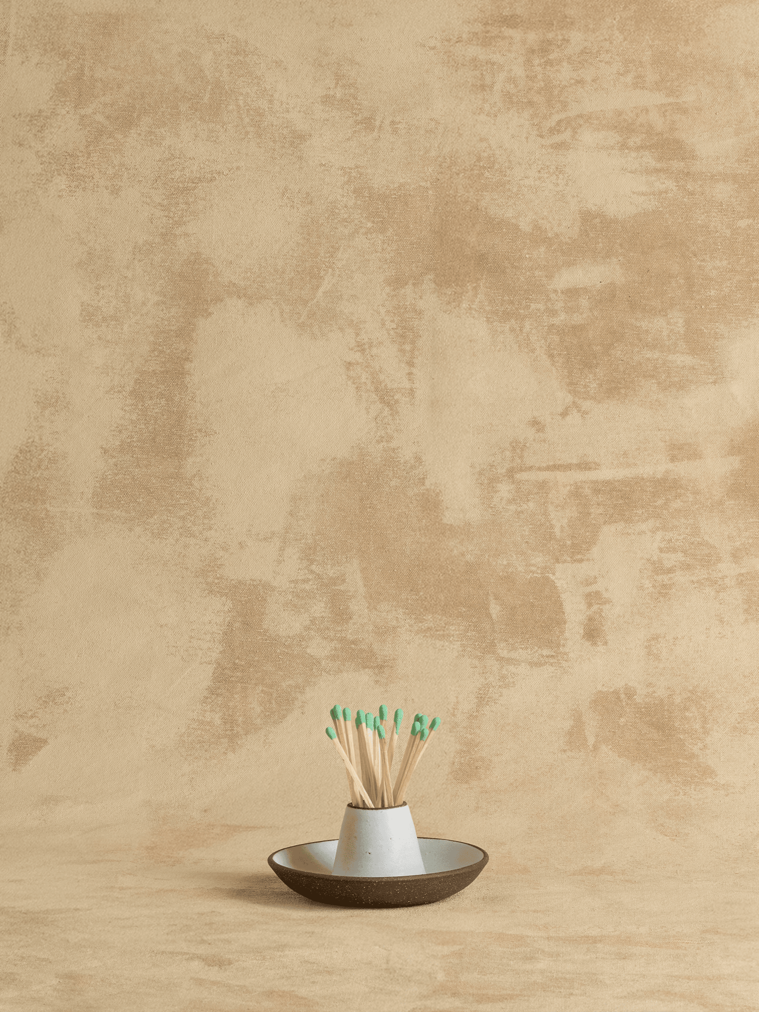 Rose+Line+Pottery+Ceramic+Match+Holder+Denver+Colorado+Unique+Home+Goods.png