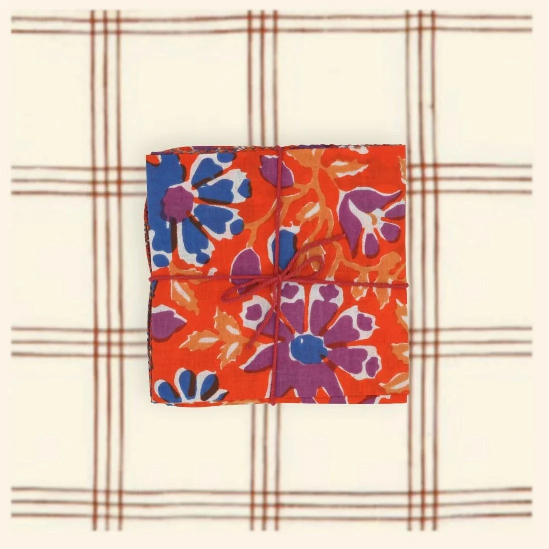 Suzette a Table Napkins x4 Geranium Sangria 01.jpg