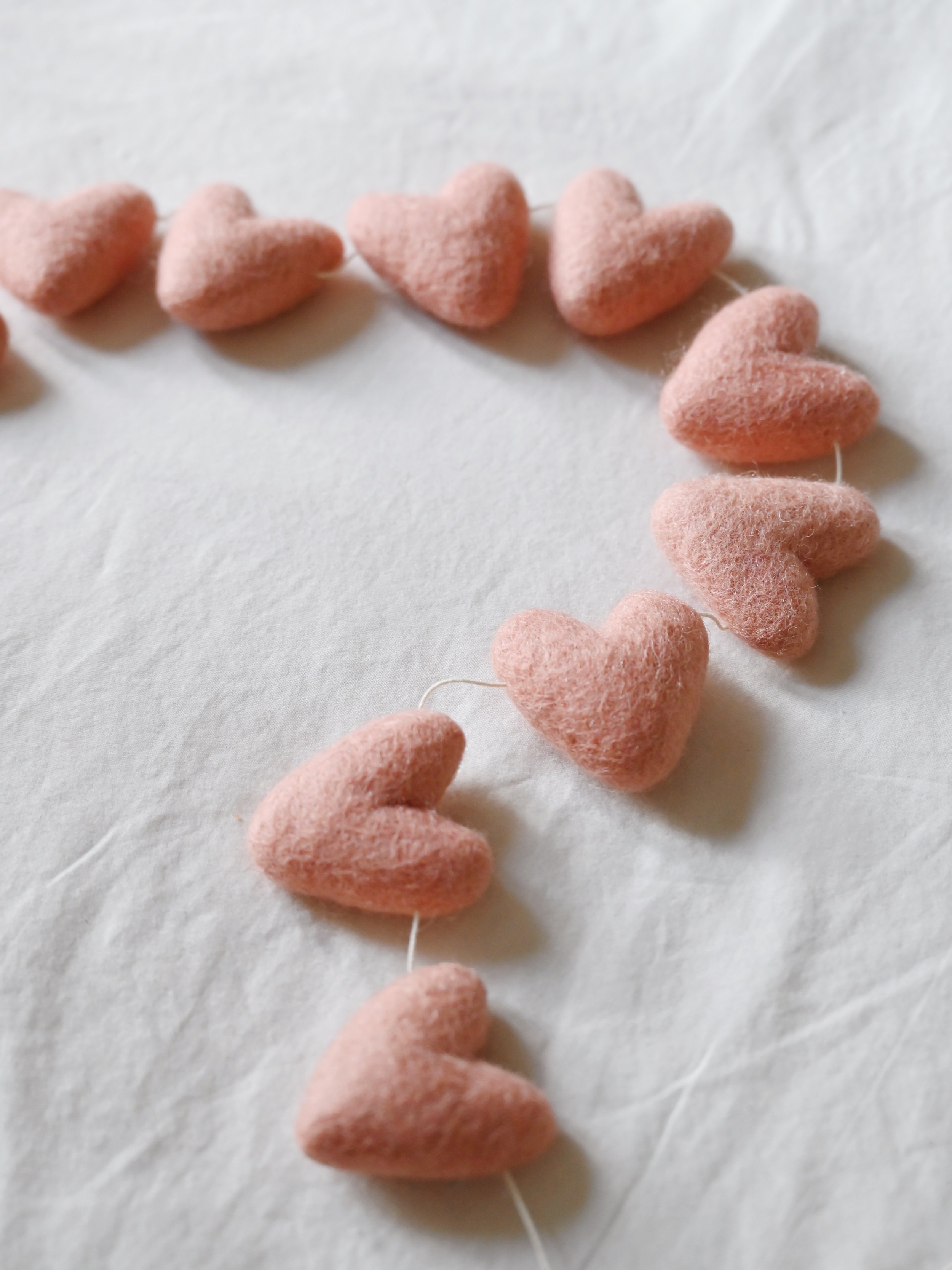 Sheep Farm Felt Garland Pink 03.jpg