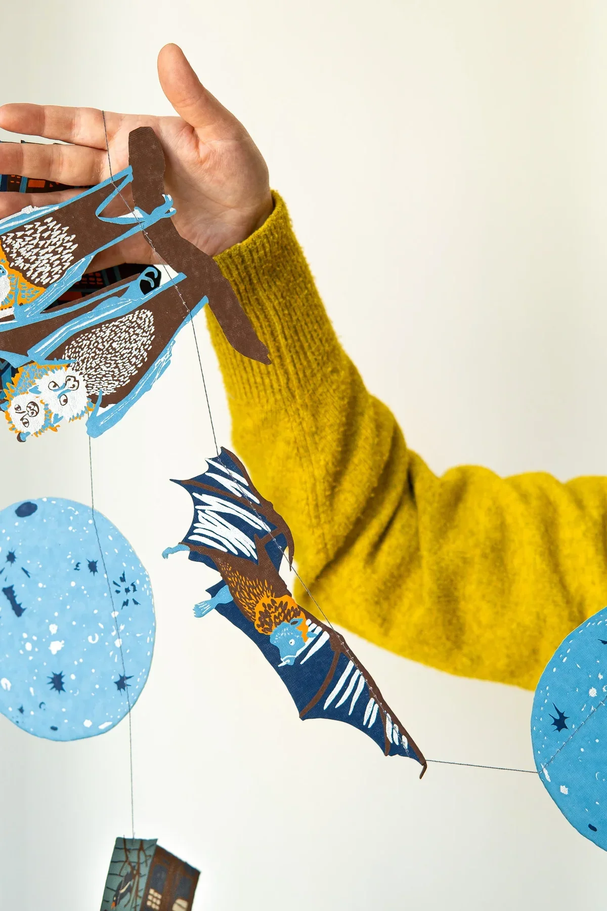 Paper Haunted House Garland