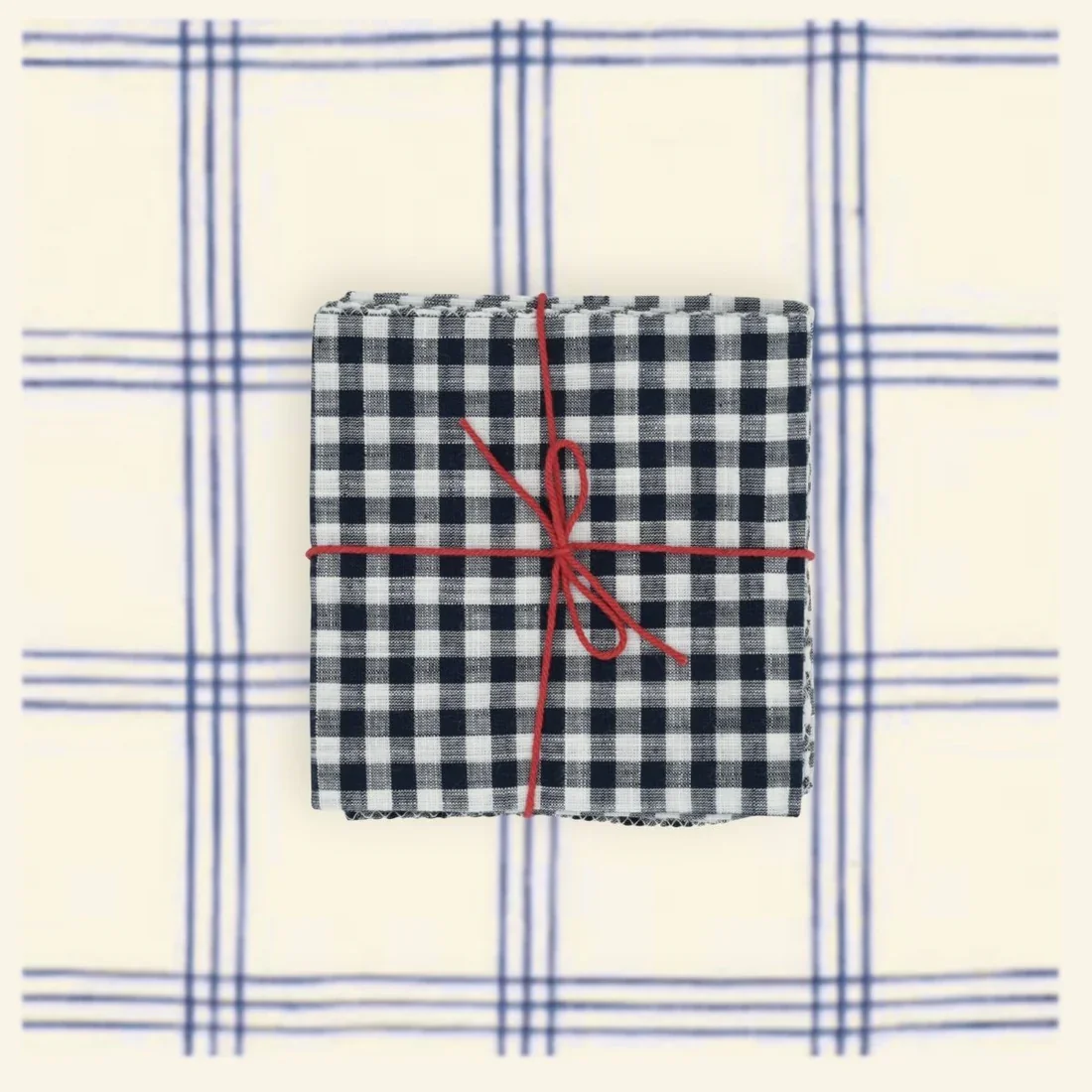 Suzette Mousson Black 01.webp