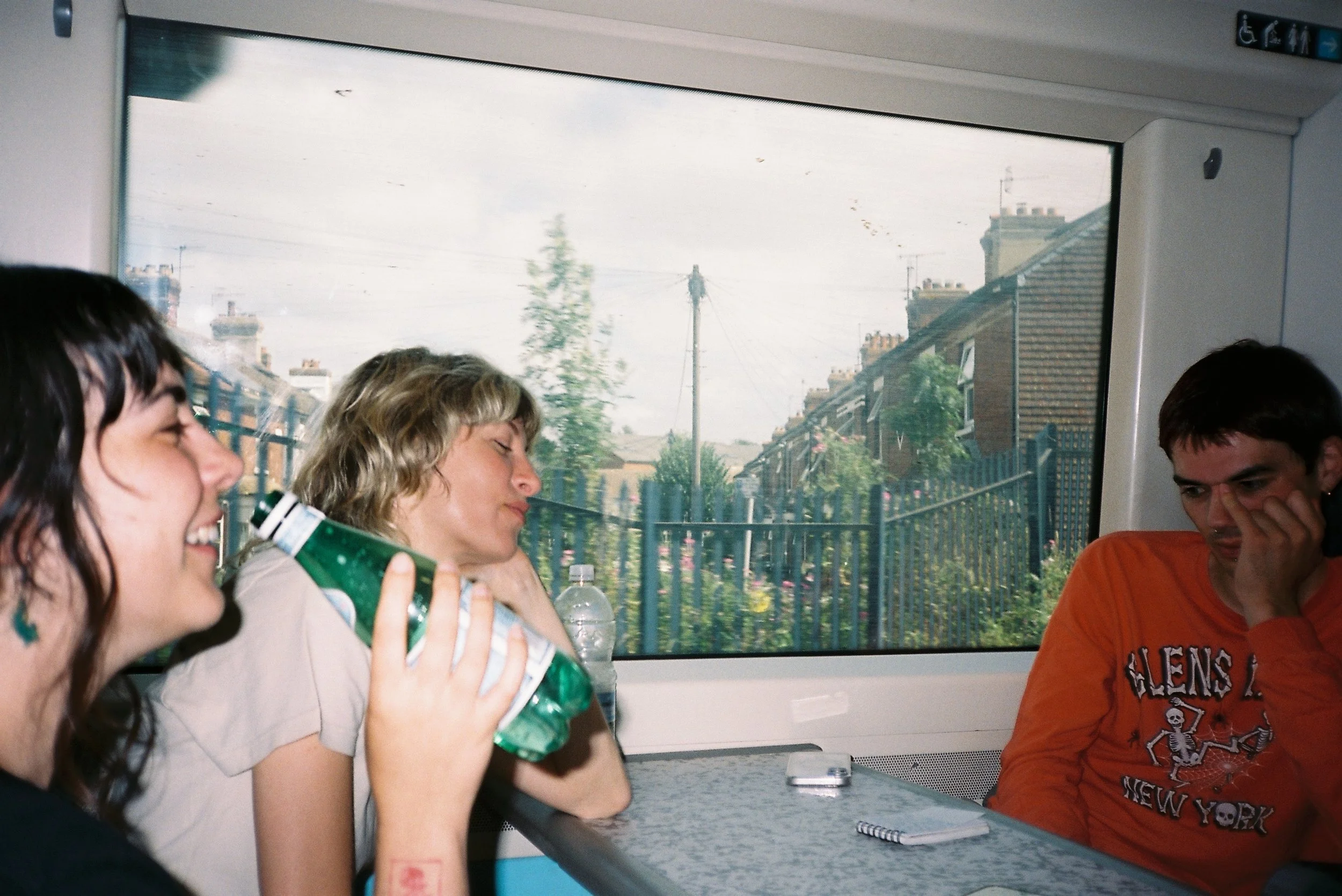 Jenna, Thirza, Oli.