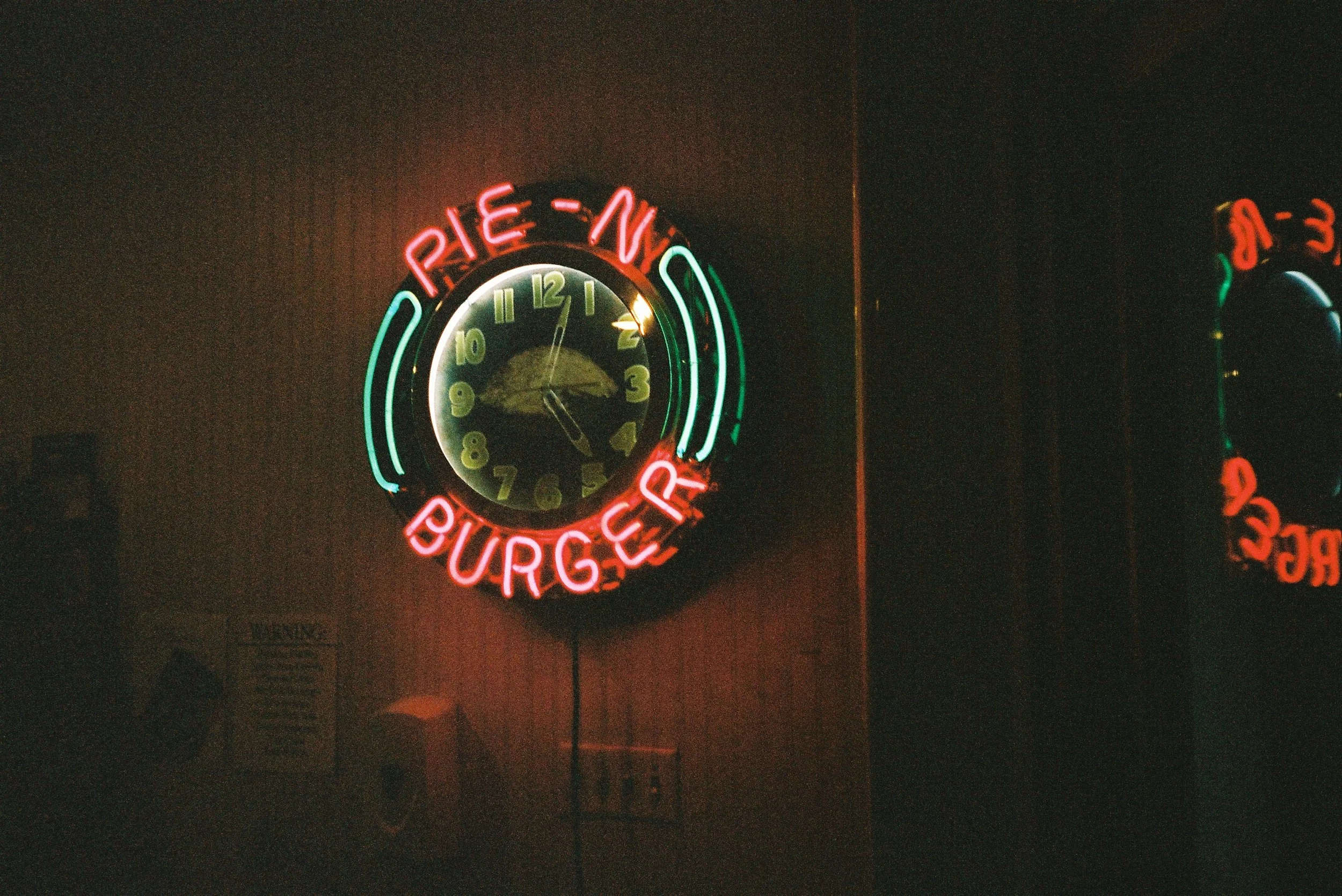 Pie 'N Burger. Pasadena, Los Angeles.