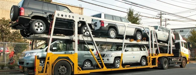 Car_transporter_001-2-690x266.jpg