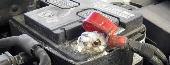 leaking-battery-large-690x266.jpg