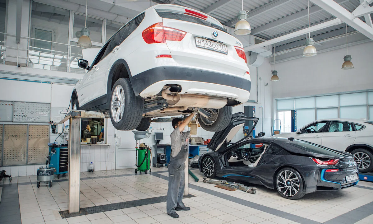 aaaa-storage-should-I-change-my-owl-after-my-vehicle-is-in-storage-3.jpg