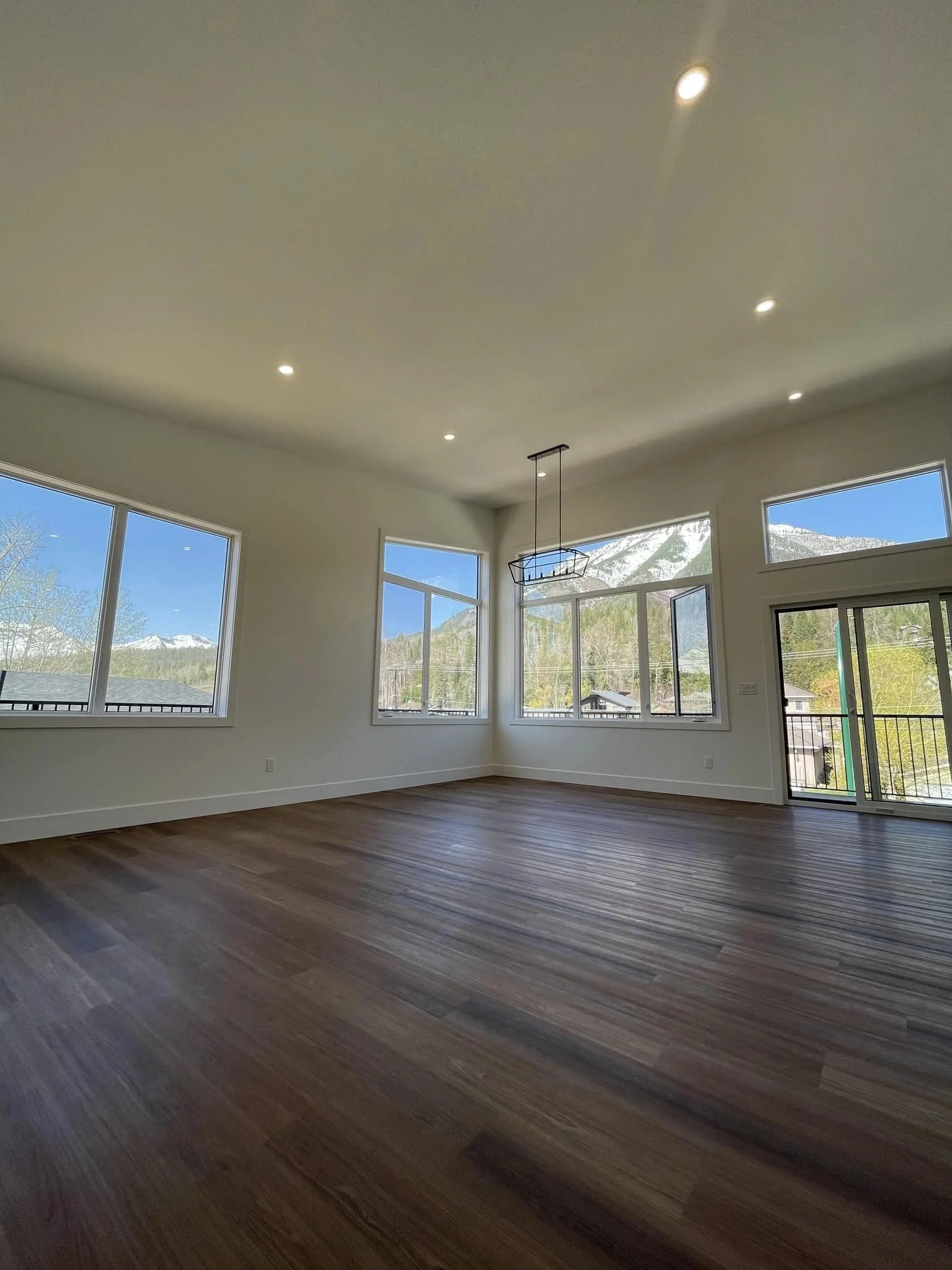 The Jaakko - Livingroom.jpeg