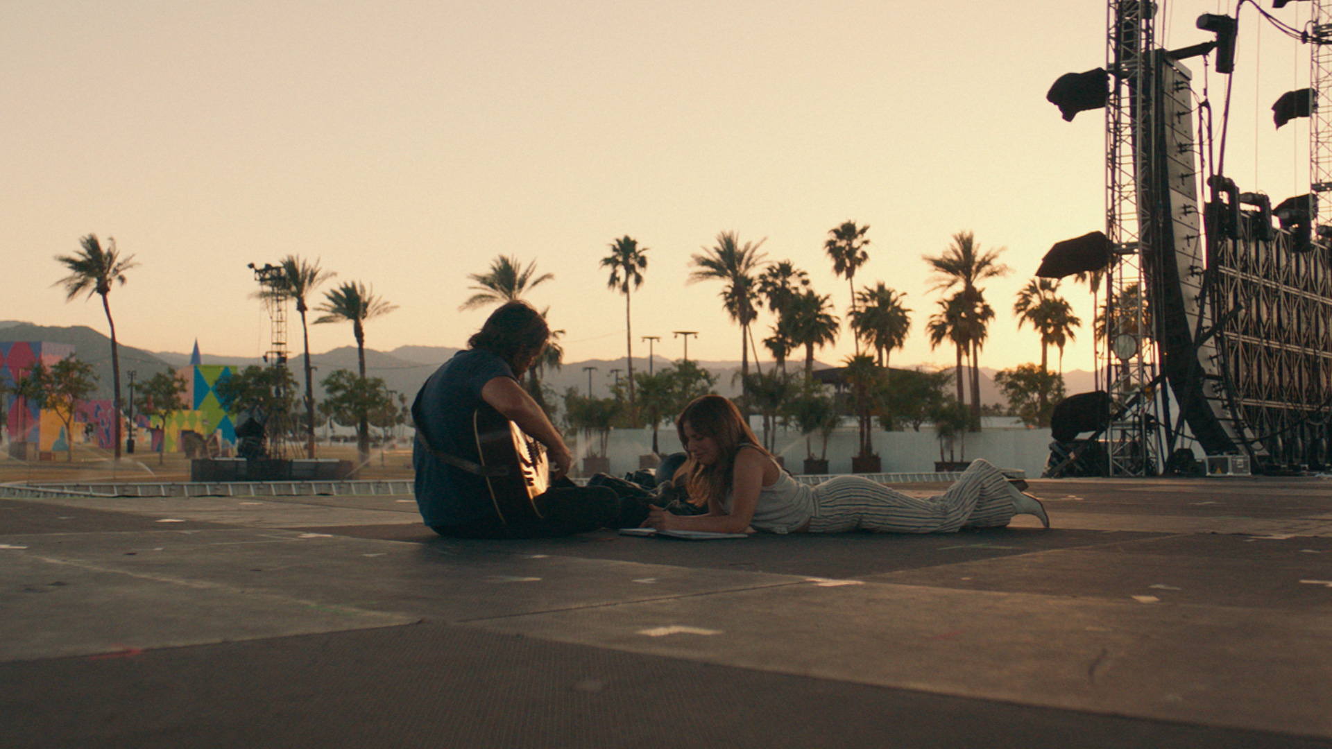 site#A-Top10-AStarIsBorn-Img-js1-J1_00120.jpg