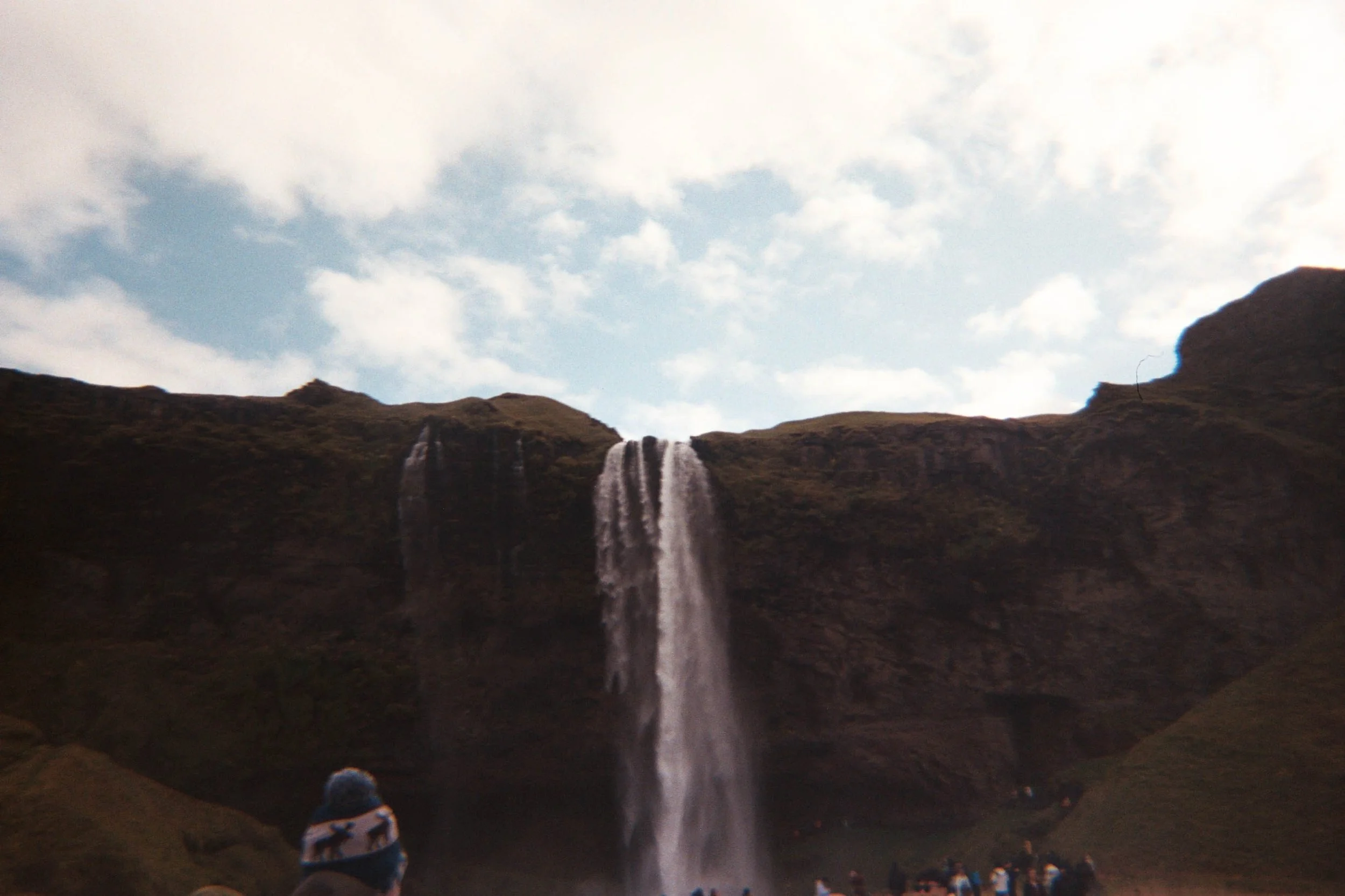 View of Seljalandsfoss.jpg
