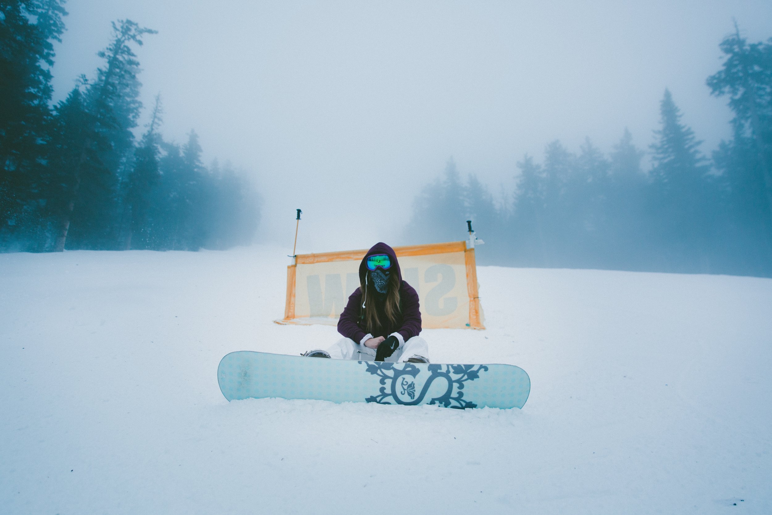 kelsey-wise-graphic-design-unsplash-pic-snowboarder.jpg