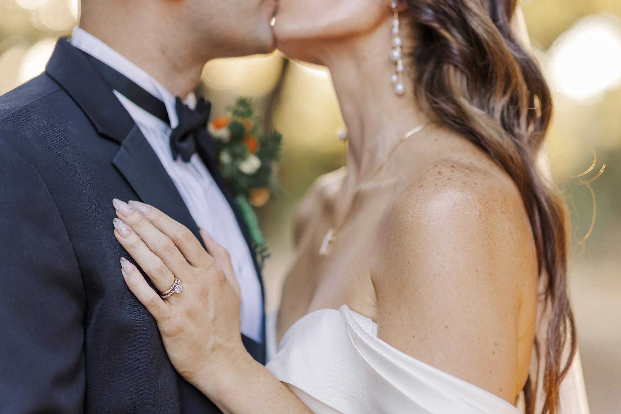 How to Find the Right Wedding Photographer