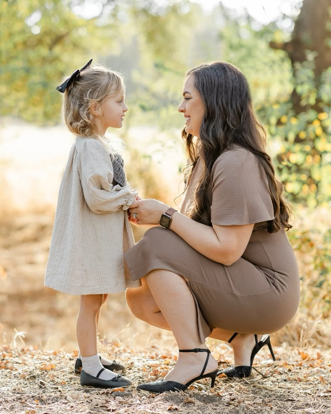 🍂 FALL MINI SESSIONS ARE HERE 🍂

Cozy vibes, golden hour light, and photos you&rsquo;ll treasure forever &mdash; all for just $250 ✨

Spots are limited (like, seriously limited), so don&rsquo;t sleep on this one!

📩 Message me to grab your date be