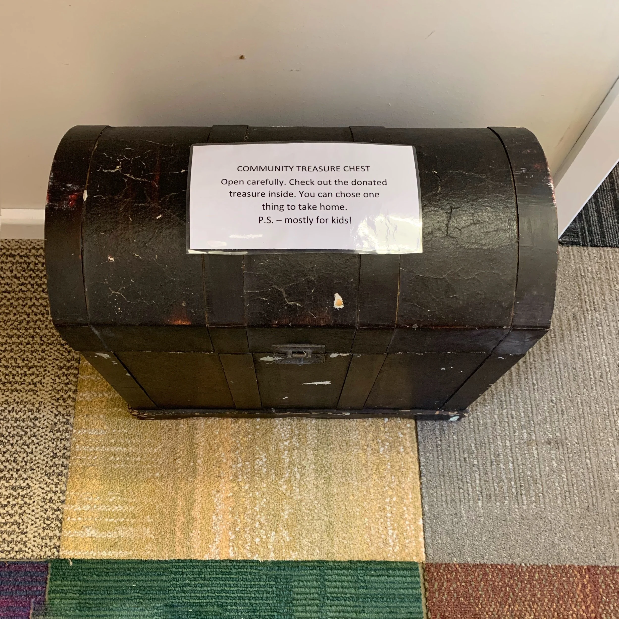 Community (treasure) chest