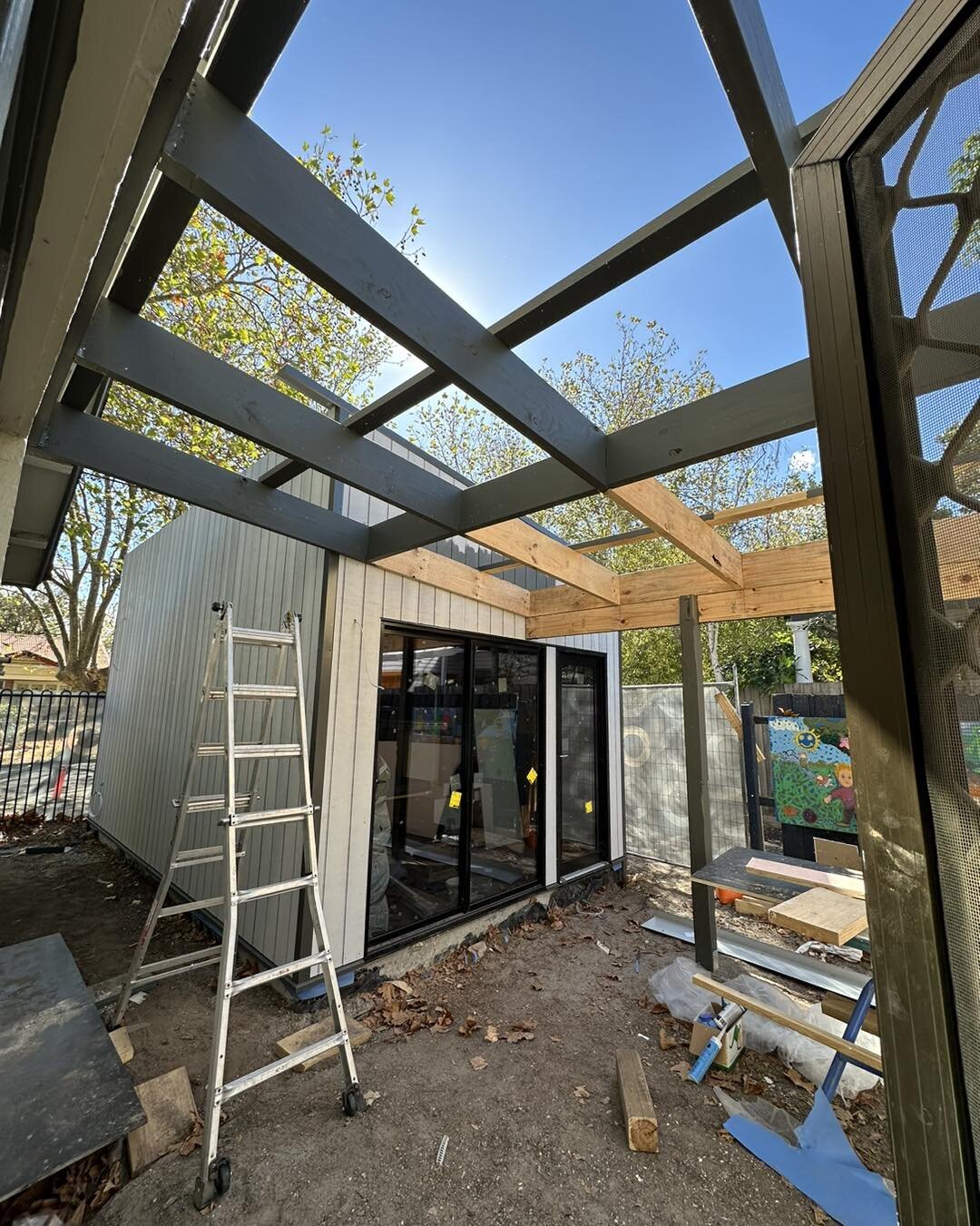 The pod and the pergola are now getting painted woodland grey so they fade into our green garden (when we plant it). This project has been funded by the Victorian Government - and we&rsquo;re super excited!  #darebin #neighbourhoodhouse #renovations