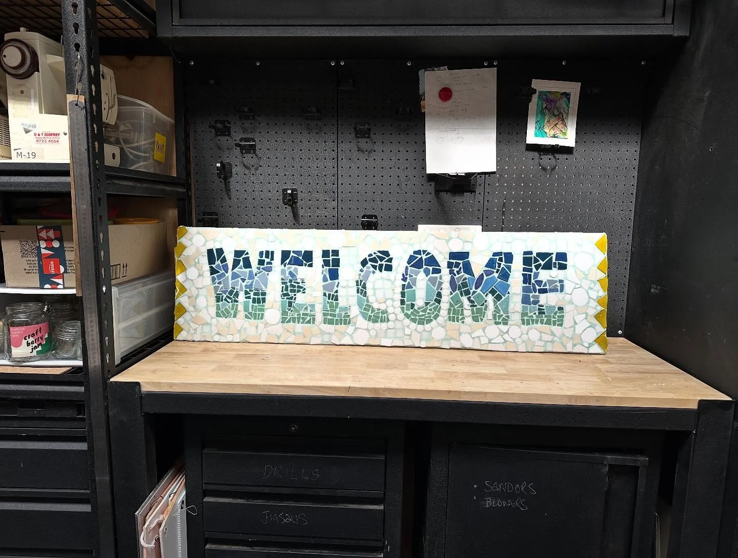 A new mosaic sign ready for our new entrance into the front garden. #welcome. Thanks to our crunch friends for helping us make this &hellip; it looks super. #neighbourhoodhouse #communitygarden