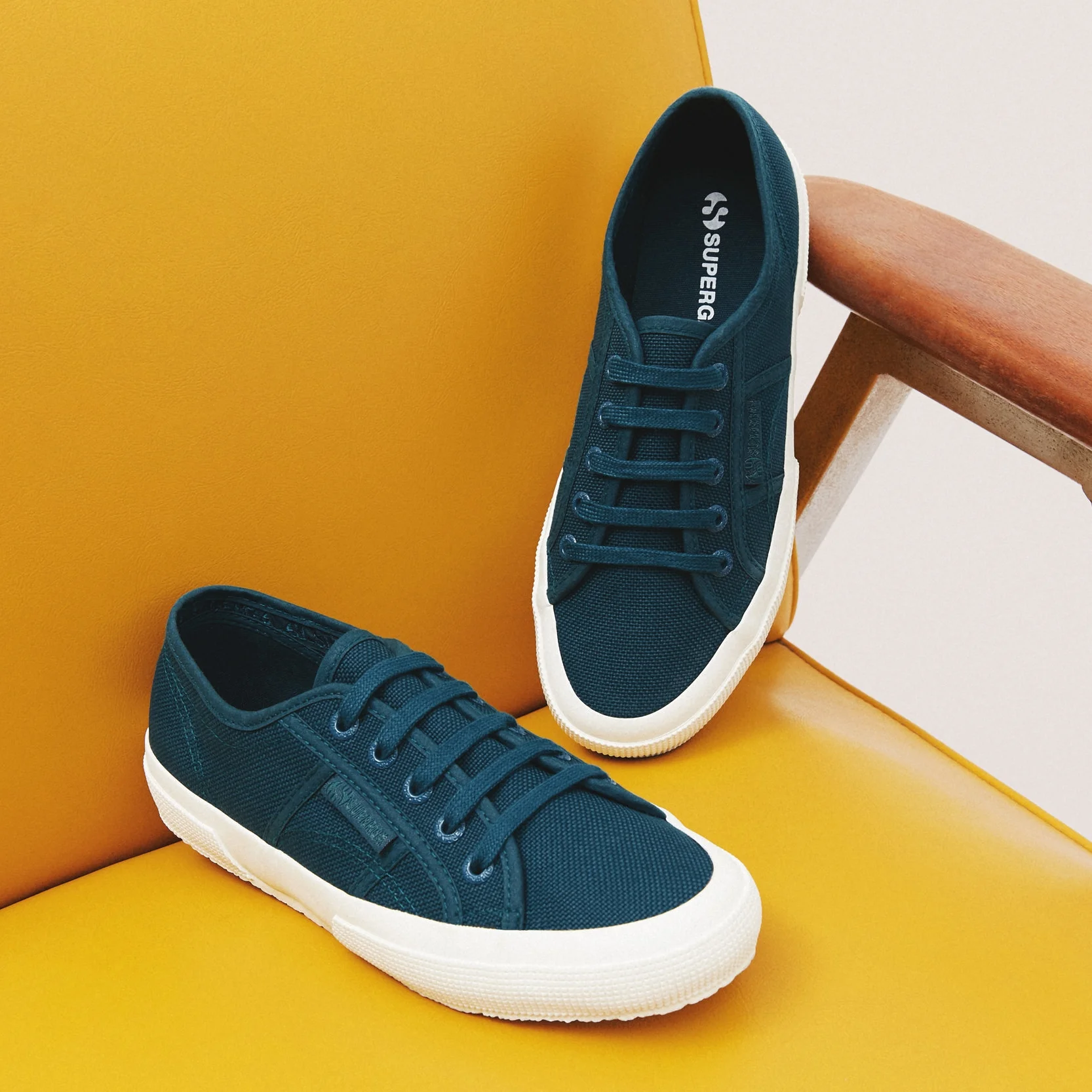 6801_STYLED_STILL_SUPERGA__8005-YAAedit.jpg
