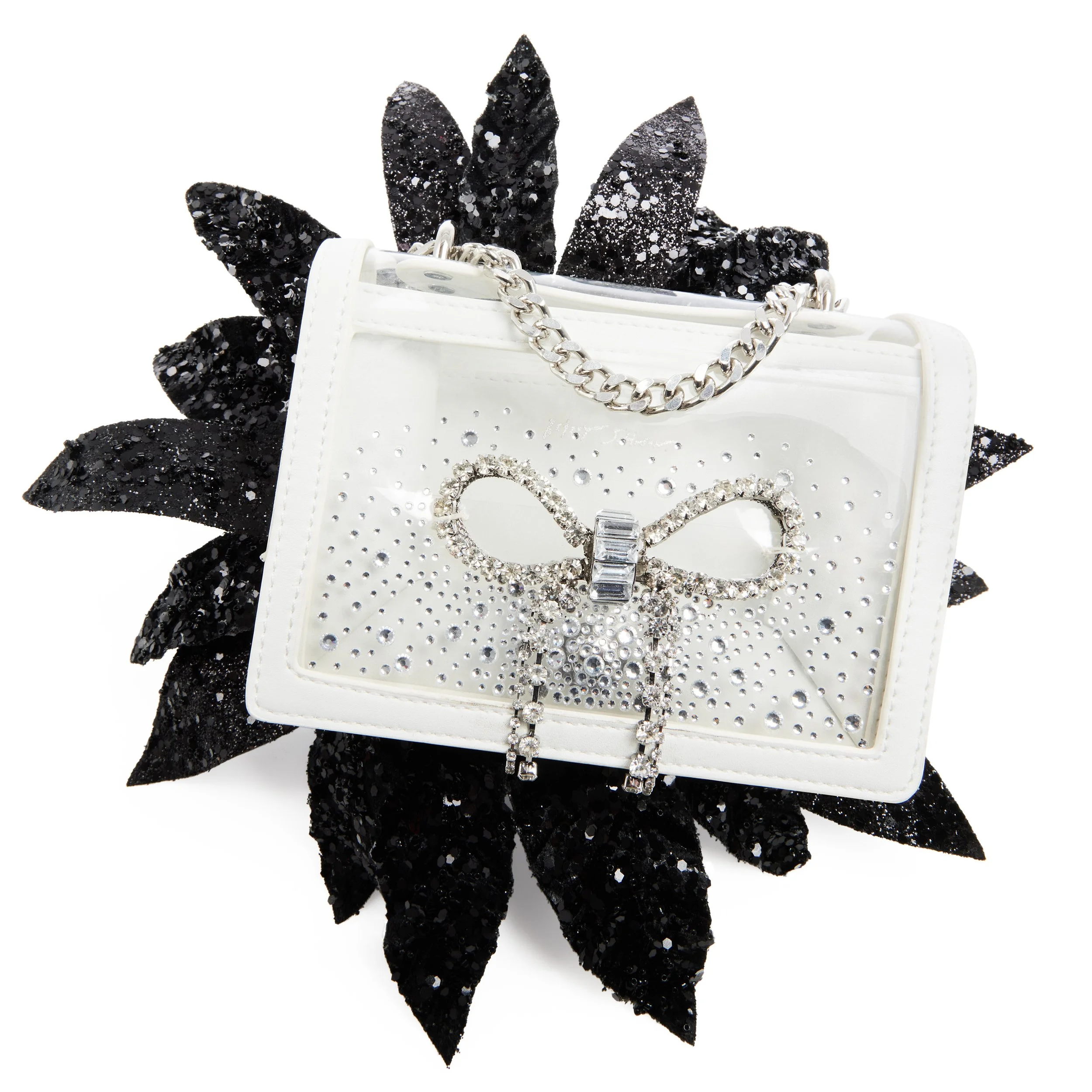 BETSEY_2023_Q1_STILLS_17_BJ34215A_0764-CROPPED.jpg