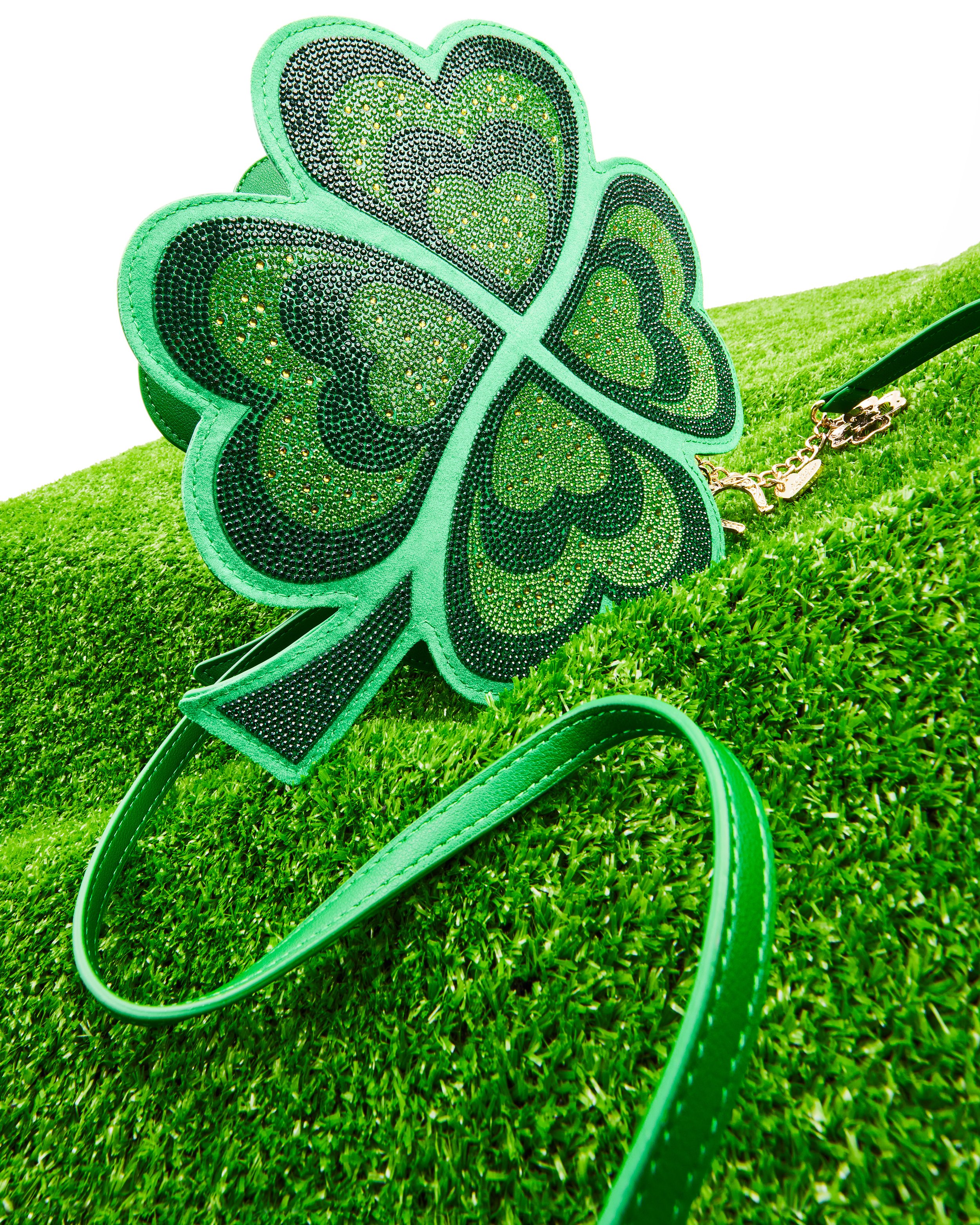 BETSEY_2023_Q1_STILLS_30_BJ33855M_1266-CROPPED.jpg