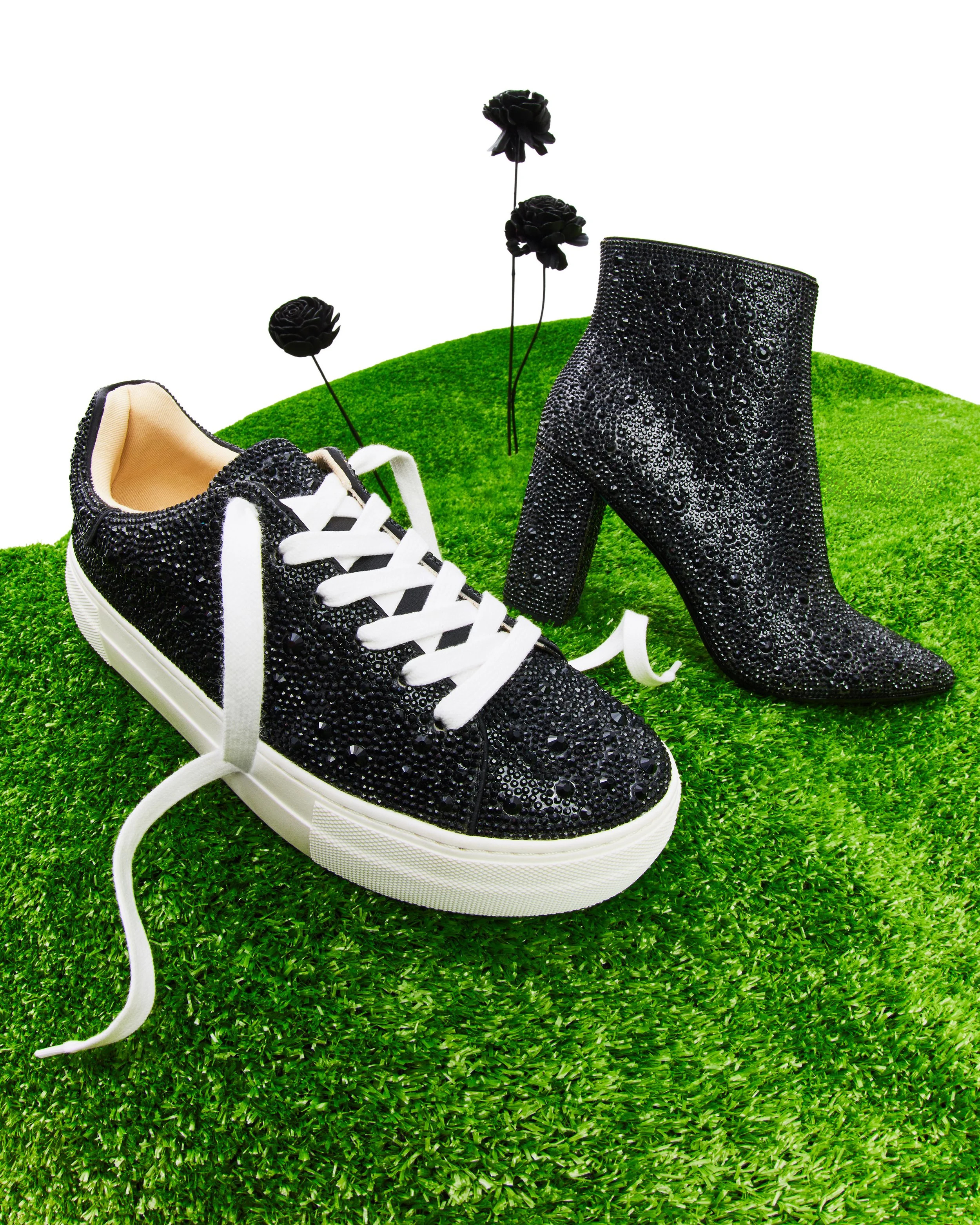 BETSEY_2023_Q1_STILLS_36_CADY_SIDNY_1415-CROPPED.jpg
