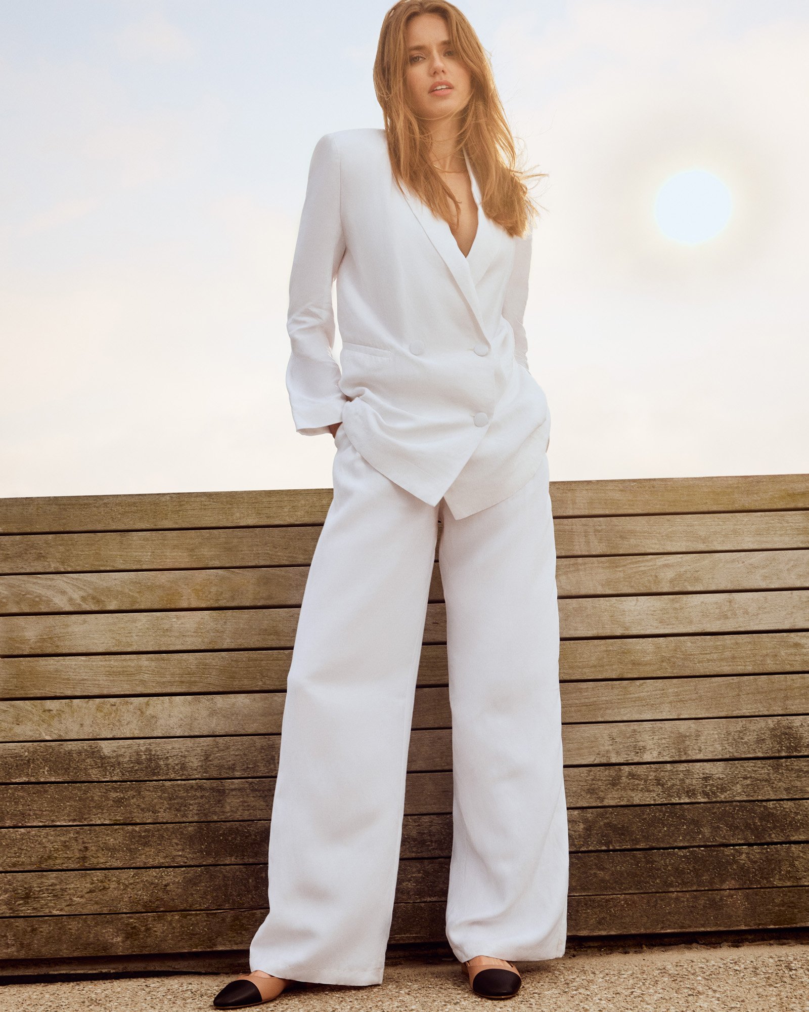 SM_2023_SUMMER_REVOLVE_04_5156-CROPPED.jpg
