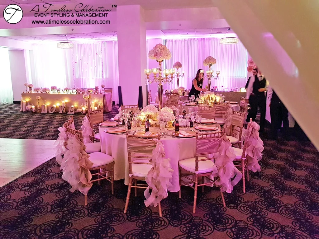 Old Montreal Wedding Florist Flowers Decorations Hotel Place d'Armes
