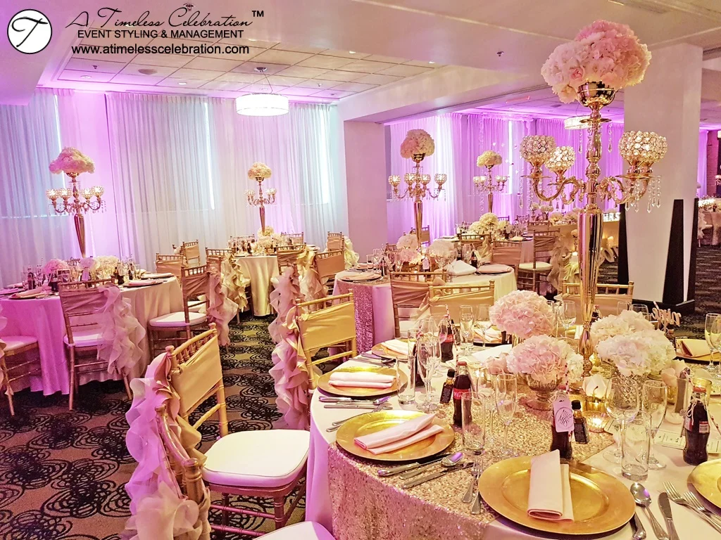 Old Montreal Wedding Florist Flowers Decorations Hotel Place d'Armes