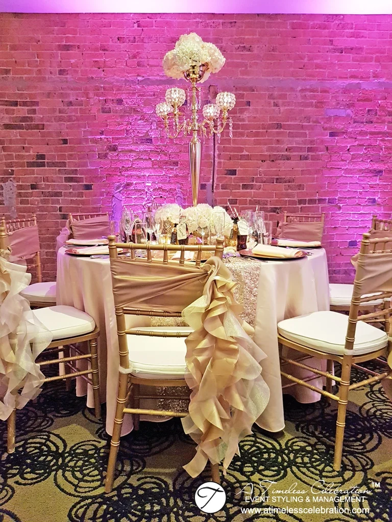 Old Montreal Wedding Florist Flowers Decorations Hotel Place d'Armes