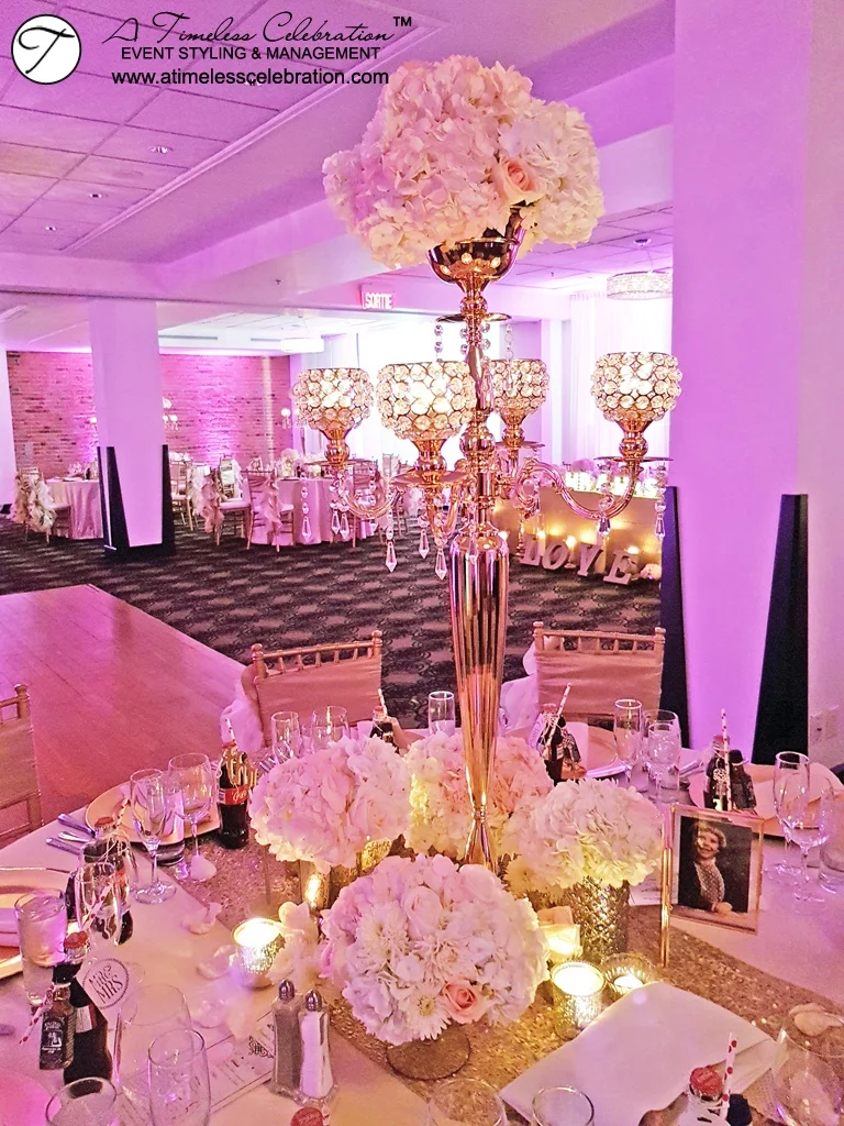 Old Montreal Wedding Florist Flowers Decorations Hotel Place d'Armes