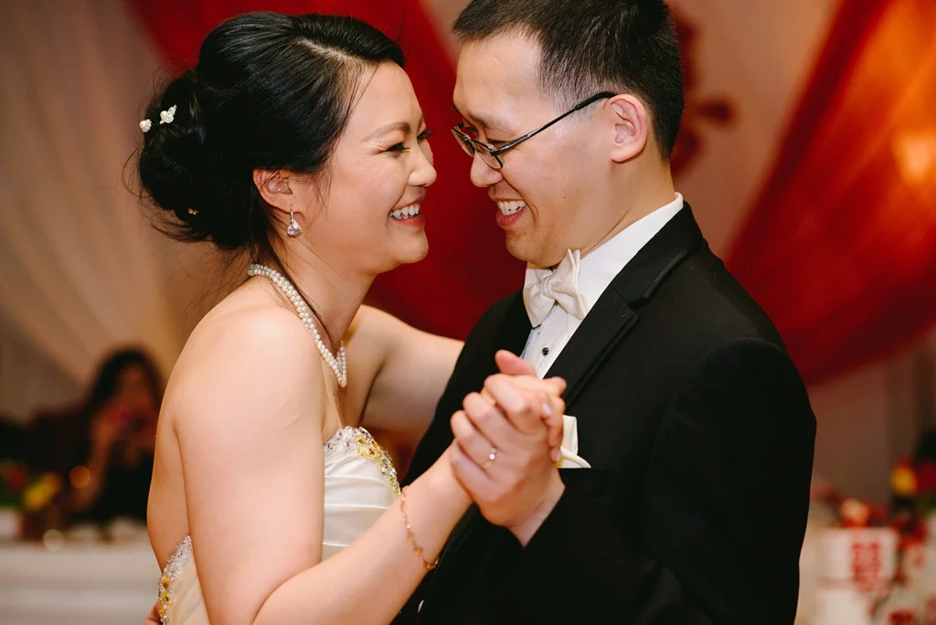 Montreal Chinese Wedding Flowers Decorations Planning Holiday Inn A Timeless Celebration