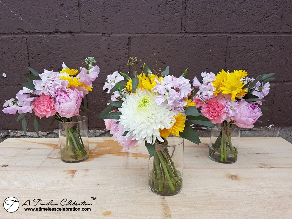 Stewart-Hall-Pointe-Claire-Montreal-Wedding-Florist-Planner-decorations-20170616_150024.jpg