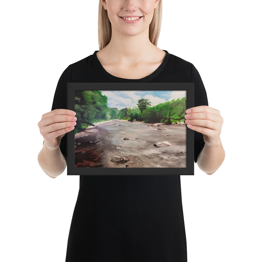 Hawriver2130_mockup_Person_Person_21x30-cm.jpg