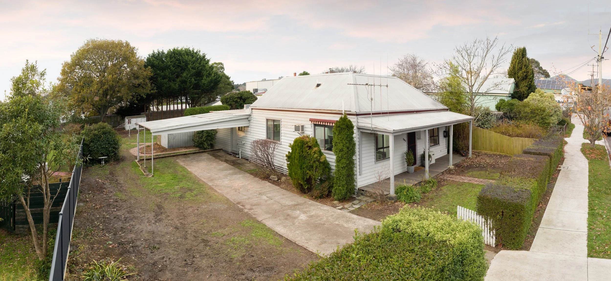 Pano1copy.jpg