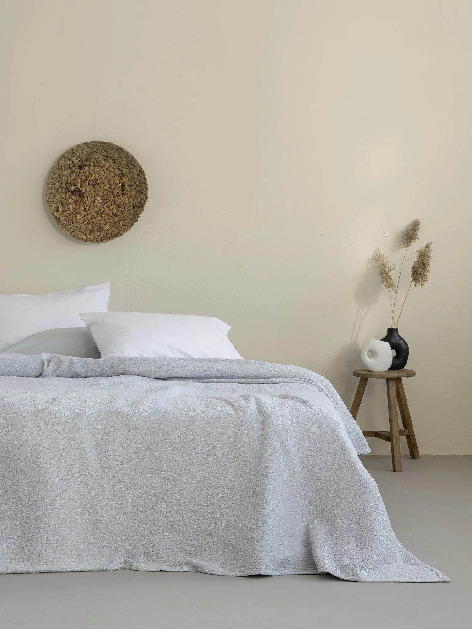 s3.gy.digital_nimahome_uploads_asset_data_37197_ALLEGRA__L._GRAY.webp
